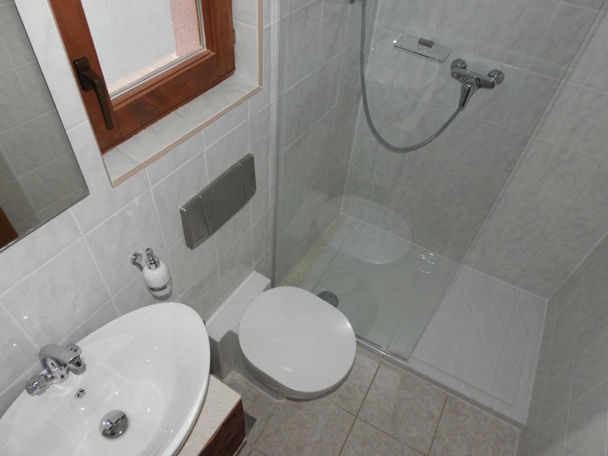 Sunrise Vid Apartment Dugi Rat Exterior photo