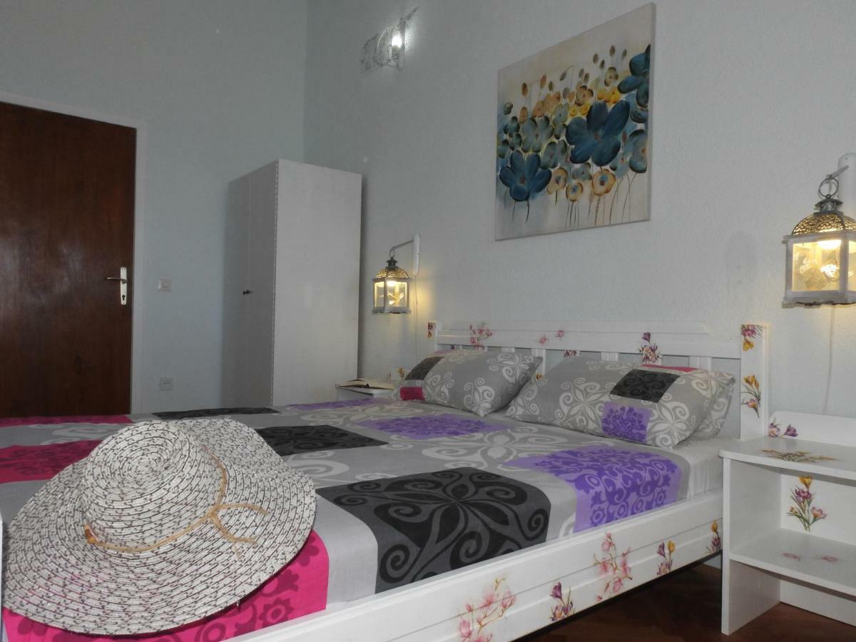 Sunrise Vid Apartment Dugi Rat Exterior photo